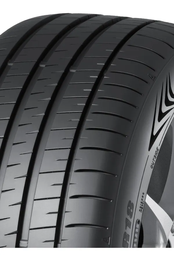 Dunlop SP Sport Maxx 060+ 225/45 R18